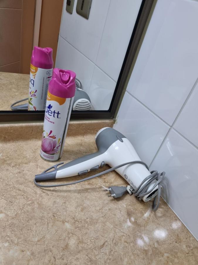 Acomodação com café da manhã  Casa Cama Matrimonial Con Bano Privado A Pasos De Av San Juan Vista A La Montana